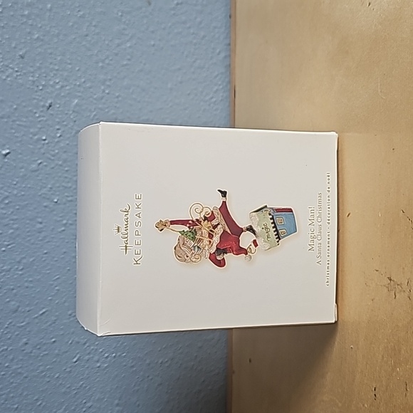 Hallmark Other - Hallmark keepsake magic man Santa Claus ornament